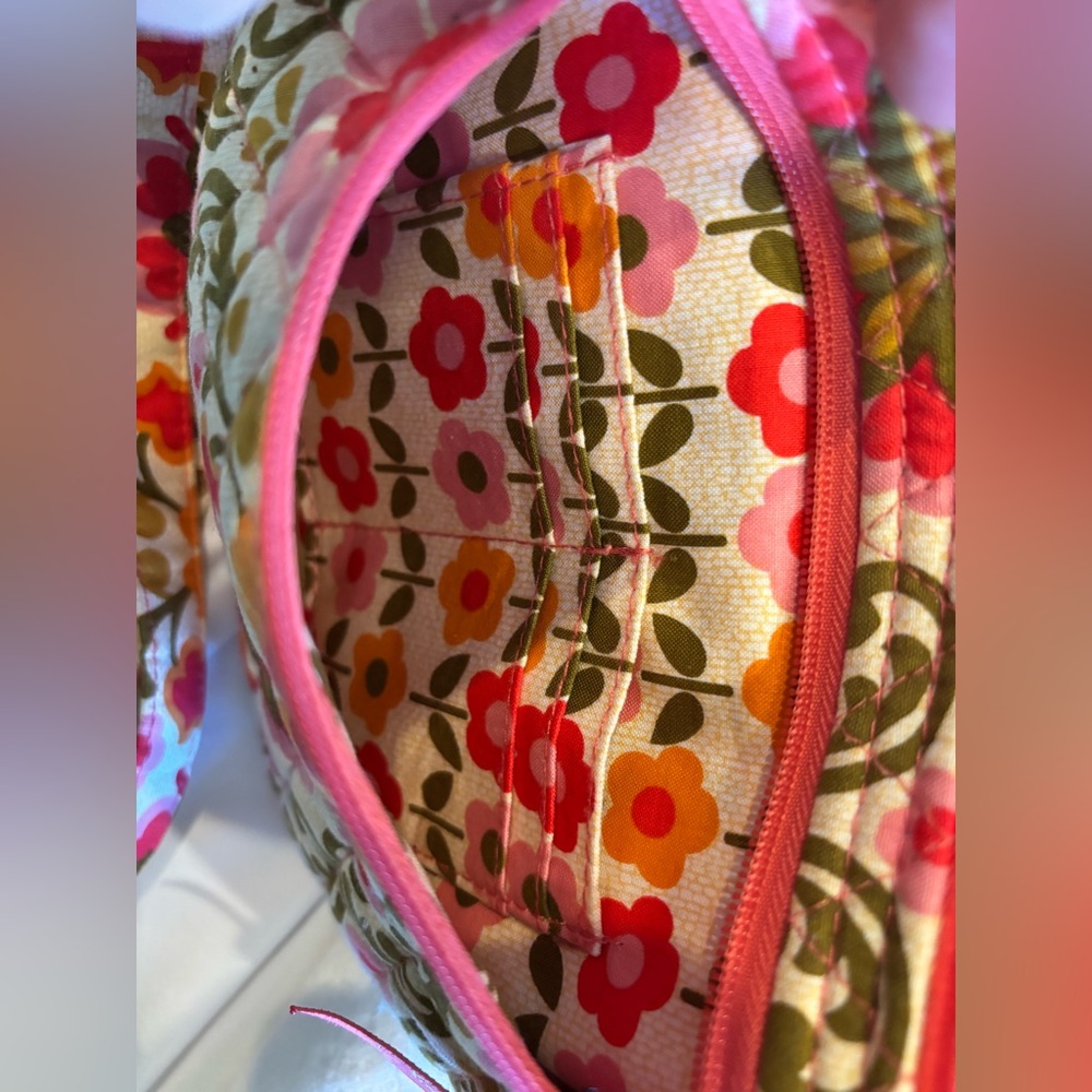 Vera Bradley Lizzy Folkloric Small Crossbody Bag Retired Pattern - Picture 7 of 8